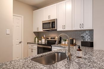 Modern kitchen at willowest in vinings apartments in atlanta, ga 30339
